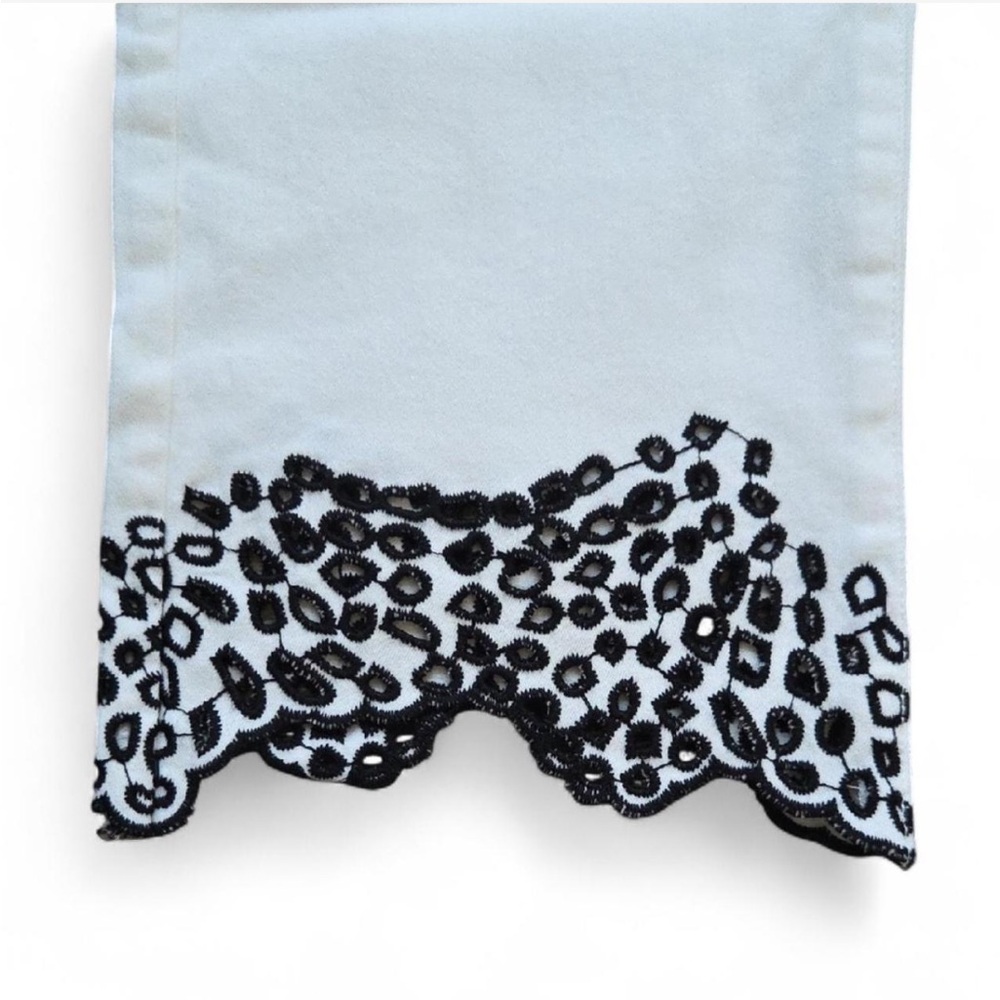 White House Black Market White Boot Cropped Jeans with Black Accents {US 4} - Picture 3 of 5